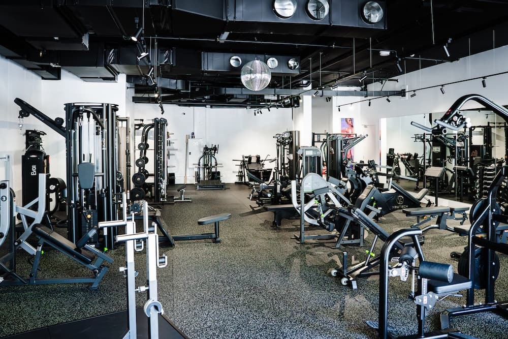 Physique Club studio 1